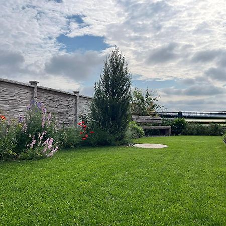 Maria Ellend Villa Rose Close To Vienna & Airport מראה חיצוני תמונה
